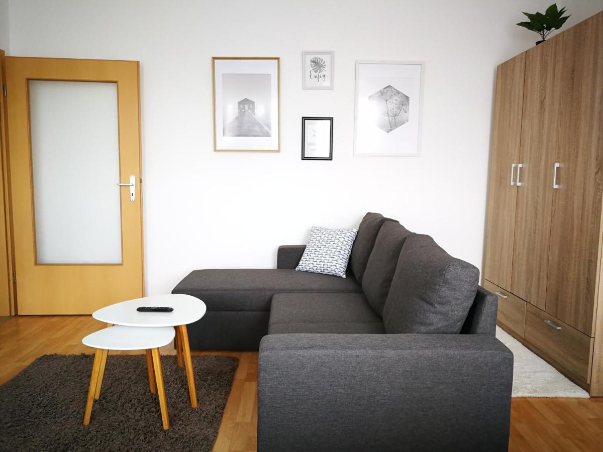 Vörösmarty Apartman Miskolc - Belváros - downtown Exterior foto